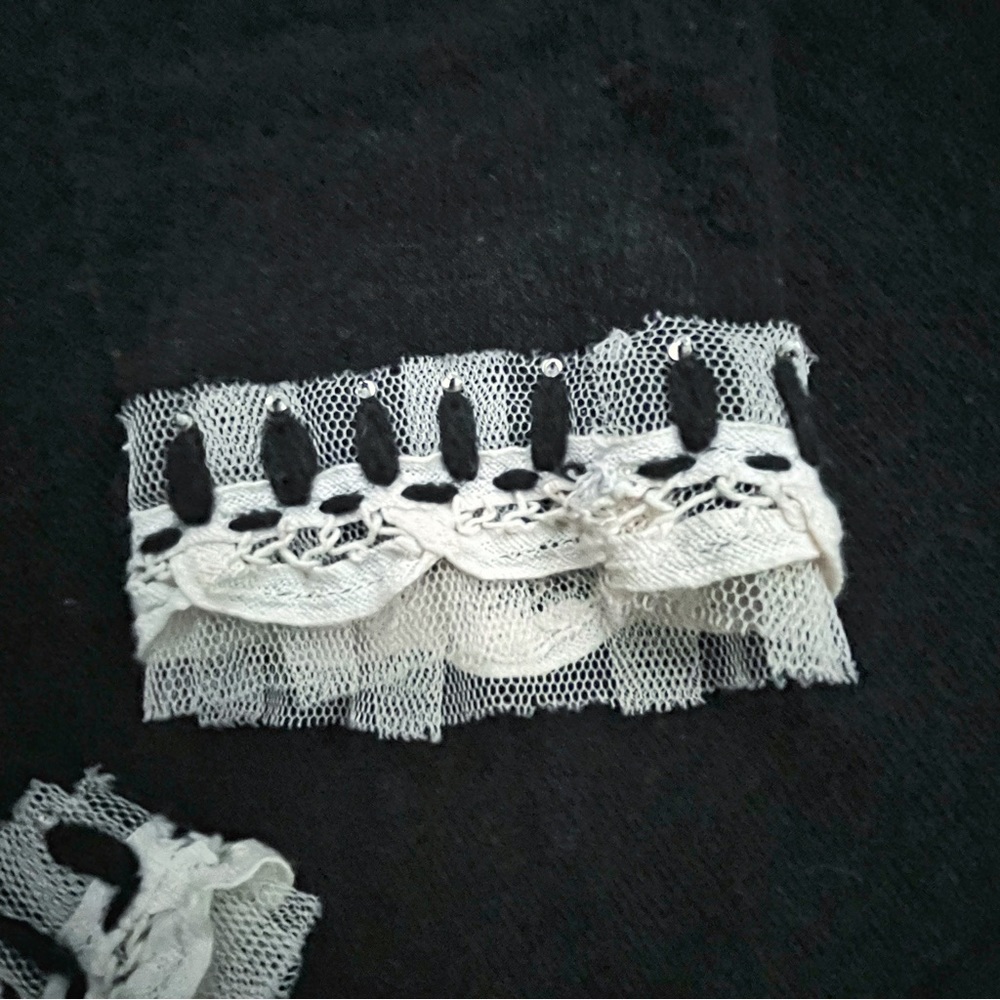 Anthropologie Sleeping on Snow Black Lambswool w/Cream Lace Detail Sweater, sz M - Picture 9 of 9